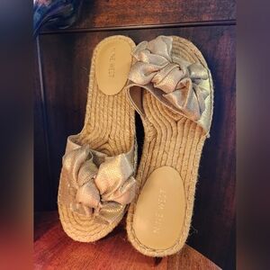 Nine West Women's Gold Espadrille Slides